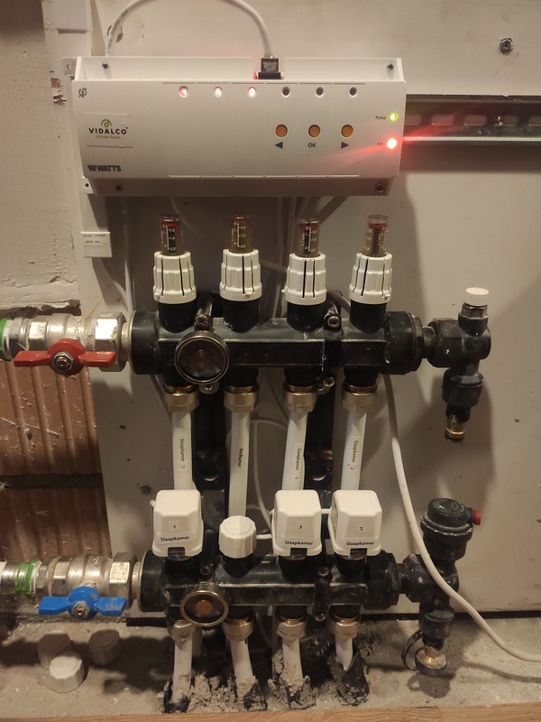 Afbeeldingslocatie: https://tweakers.net/i/XrXtH_W7_95EDeOy9jqumk6cSOc=/x800/filters:strip_icc():strip_exif()/f/image/yHrYhnF7XXhIJRxBHUcovRaF.jpg?f=fotoalbum_large