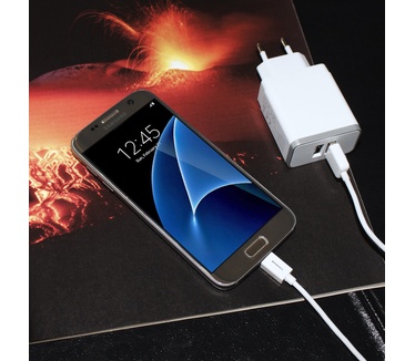Mobiparts Wall Charger Dual USB 2.4A + Lightning Cable White
