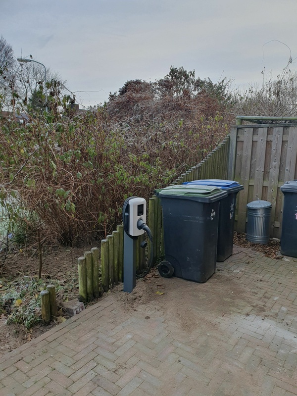 Afbeeldingslocatie: https://tweakers.net/i/XxGAgo8KeEMIB489mMnByWf_jU8=/x800/filters:strip_icc():strip_exif()/f/image/d16lQNowFaTRhTR3jXWUmt5X.jpg?f=fotoalbum_large