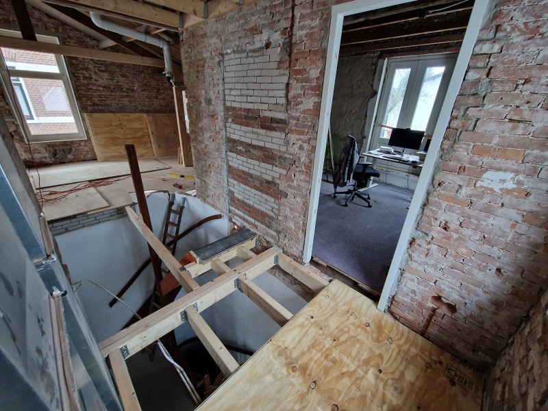 Afbeeldingslocatie: https://tweakers.net/i/XxJpMTisqj_TeWAgxin8leF3TSA=/800x/filters:strip_icc():strip_exif()/f/image/fvZIJaat0QRwW26iNuhogpGE.jpg?f=fotoalbum_large