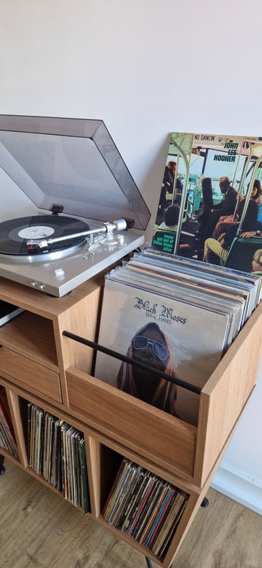 Afbeeldingslocatie: https://tweakers.net/i/XziTis7ZvQjNMoktlrKU1_fVcUY=/x800/filters:strip_icc():strip_exif()/f/image/zjOWrLLLYfJ9kN7hsOz3PaTb.jpg?f=fotoalbum_large