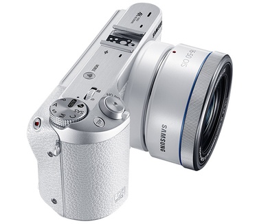 Samsung NX500 + 16-50mm F3.5-5.6 Power Zoom + 50-200mm F4-5.6 ED OIS III Wit