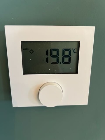 Afbeeldingslocatie: https://tweakers.net/i/Y-7wqumDFCvJvZGsIf_a-6cXtPo=/fit-in/4920x3264/filters:max_bytes(3145728):no_upscale():strip_icc():strip_exif()/f/image/B70NTMQMnqu6oTGyCpbPt8cI.jpg?f=user_large