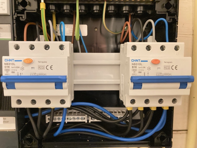 Afbeeldingslocatie: https://tweakers.net/i/Y0rjEdhKA7uwf2ajKh2AussxtK4=/800x/filters:strip_icc():strip_exif()/f/image/T2zrzFpDU410KkH04f9lcXBq.jpg?f=fotoalbum_large