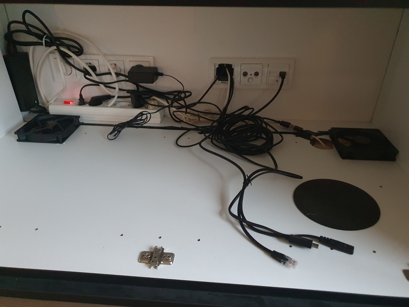 Afbeeldingslocatie: https://tweakers.net/i/Y1lkS5ehpvmJcmNrAI_QO7KEklY=/800x/filters:strip_icc():strip_exif()/f/image/6OGHBV91Ua26ZiLUC1jvdd6z.jpg?f=fotoalbum_large