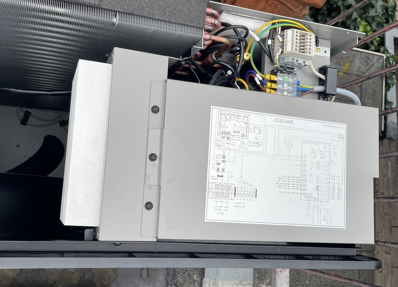 Afbeeldingslocatie: https://tweakers.net/i/Y6b5XdstdTK8HqLArNBl-cLglOc=/800x/filters:strip_icc():strip_exif()/f/image/Ze5csI6UPlLx6vaPIQoGPmqk.jpg?f=fotoalbum_large