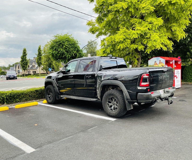 Afbeeldingslocatie: https://tweakers.net/i/YBBRigCWyOQxKQwg7K0tZBzC5dg=/800x/filters:strip_icc():strip_exif()/f/image/YHwaJFdck1ti16oODASU9Xep.jpg?f=fotoalbum_large