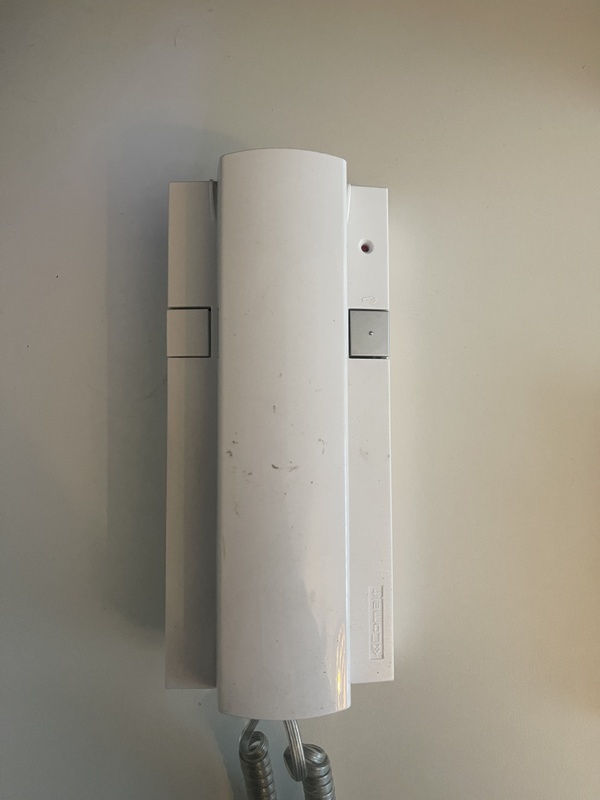 Afbeeldingslocatie: https://tweakers.net/i/YBkJ1fwDBs3jhikEcNfesr2FlKw=/x800/filters:strip_icc():strip_exif()/f/image/mLHkFJJyx4mV8hVSXn0SAAeb.jpg?f=fotoalbum_large