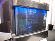 Boston Detonator oliegekoeld Xeon-workstation