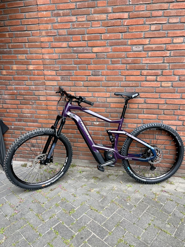Afbeeldingslocatie: https://tweakers.net/i/YEW3e6FEthTb1lIGTsydc4QiUT8=/x800/filters:strip_icc():strip_exif()/f/image/fe9CovFdsILlGv9MFqlJQ8Ek.jpg?f=fotoalbum_large