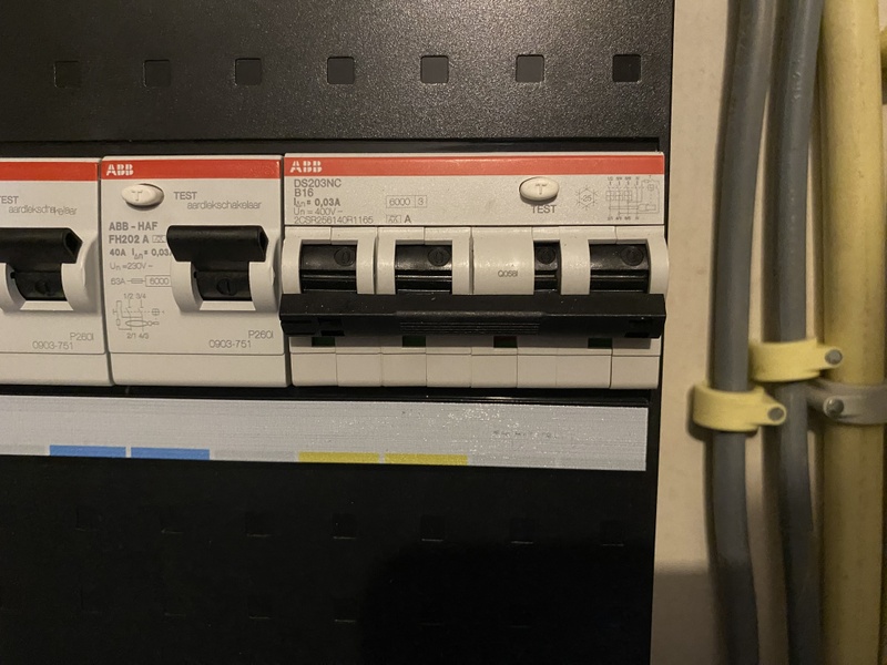 Afbeeldingslocatie: https://tweakers.net/i/YFXEC2oLsPIZM-1k9qxuzWVuuzM=/800x/filters:strip_icc():strip_exif()/f/image/w0dkT4JCZuUCVDTBJWGsCSzI.jpg?f=fotoalbum_large