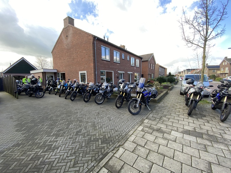 Afbeeldingslocatie: https://tweakers.net/i/YGyATFpEDvEDSa8mJOGGu8TjaiQ=/800x/filters:strip_icc():strip_exif()/f/image/bimNztZK2X972Fo7xtm6n3oq.jpg?f=fotoalbum_large