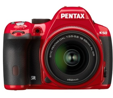 Pentax K-50 + smc DA 18-55 mm f/3.5-5.6 AL WR + DA 50-200 mm F4-5.6 ED WR Rood