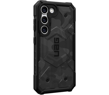 Urban Armor Gear Pathfinder