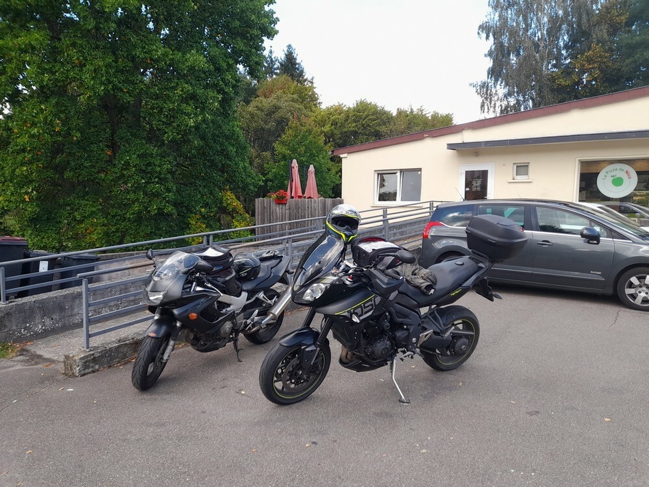 Afbeeldingslocatie: https://tweakers.net/i/YI5fS_Ptfwk2GmXPzm35m-raOQU=/full-fit-in/4920x3264/filters:max_bytes(3145728):no_upscale():strip_icc():fill(white):strip_exif()/f/image/ikuDIELmDdSOuoMVGj5koryG.jpg?f=user_large