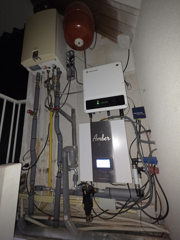 Afbeeldingslocatie: https://tweakers.net/i/YJJAEqckyP7XA5gaFzw5uCO6FXM=/x800/filters:strip_icc():strip_exif()/f/image/tHINUrPKO8ts4uIvDG2JRGoz.jpg?f=fotoalbum_large