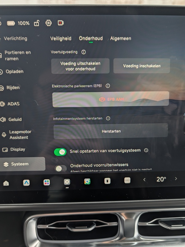 Afbeeldingslocatie: https://tweakers.net/i/YLhhvazm-HmOPs_0KzngEPYRvuY=/x800/filters:strip_icc():strip_exif()/f/image/8lgeOBfmMMuFBNZMOTN9EyC3.jpg?f=fotoalbum_large