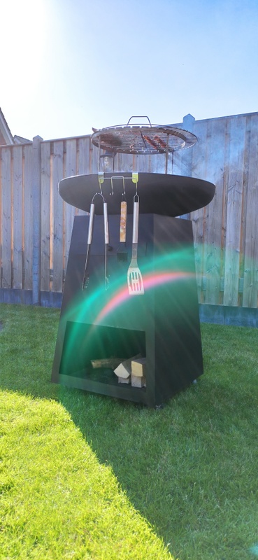 Afbeeldingslocatie: https://tweakers.net/i/YLmaKIJheXULn0t_4nv_ZQIUIt4=/x800/filters:strip_icc():strip_exif()/f/image/HNnCq6NXailLkSNiuZcXenOg.jpg?f=fotoalbum_large