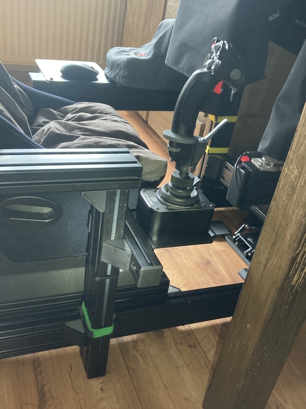 Afbeeldingslocatie: https://tweakers.net/i/YOhjzSdbECzdZy0hPDxE1drL12E=/x800/filters:strip_icc():strip_exif()/f/image/krF9xUlnNSbym8hCBd6RnS5P.jpg?f=fotoalbum_large