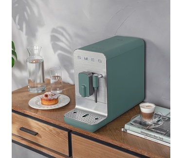 Smeg BCC02EGMEU