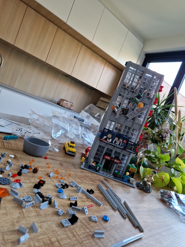 Afbeeldingslocatie: https://tweakers.net/i/YRdSM7BMgD6VDyqOm8yFmuT7vxc=/x800/filters:strip_icc():strip_exif()/f/image/Cmix0TQJV4pkxHHsoNEzbc0q.jpg?f=fotoalbum_large