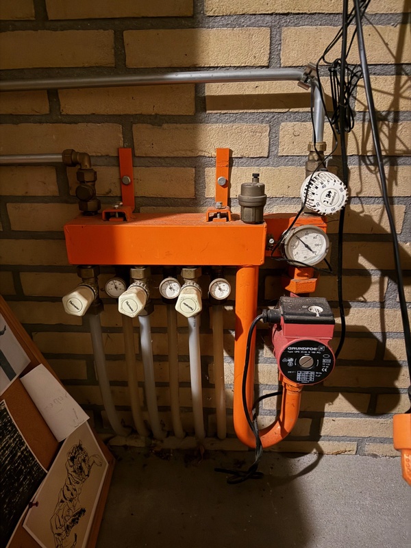 Afbeeldingslocatie: https://tweakers.net/i/YUkrY22Pne-bmbOFF4ISsj_vf5k=/x800/filters:strip_icc():strip_exif()/f/image/VsYihqX6hi792Z9qKb2m98qk.jpg?f=fotoalbum_large