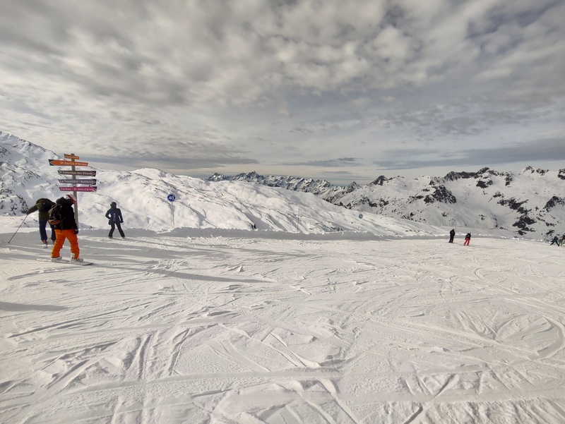 Afbeeldingslocatie: https://tweakers.net/i/YWSZkHfmpTIyIJVnF_0ru1xFqVE=/800x/filters:strip_icc():strip_exif()/f/image/OHsipRlJkFQNyXUp5Ko04Wis.jpg?f=fotoalbum_large