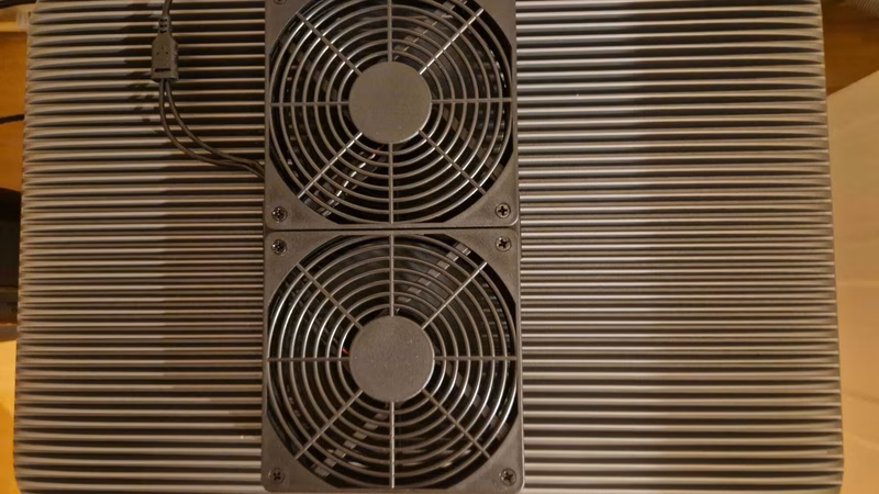 Afbeeldingslocatie: https://tweakers.net/i/YZUpnu89eRxPVwIr5Q-sZl0lHlA=/800x/filters:strip_exif()/f/image/4NL8QJ0qF2LhwXYOyN3OqWqb.avif?f=fotoalbum_large