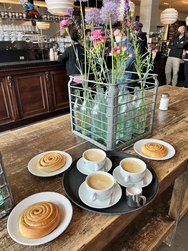 Afbeeldingslocatie: https://tweakers.net/i/YZvEtfFV2wXquDOgXGpPSgbfGPw=/x800/filters:strip_icc():strip_exif()/f/image/ZXU0dppaXfjCHoOm1m4gLoFu.jpg?f=fotoalbum_large