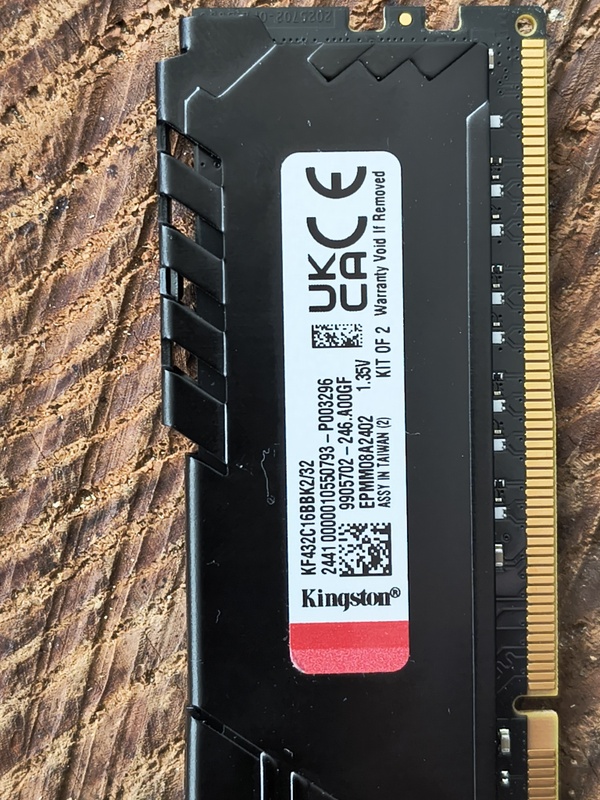 Afbeeldingslocatie: https://tweakers.net/i/Y_uqNtNyvellGrgzmu_OZK0I_aQ=/x800/filters:strip_icc():strip_exif()/f/image/AHcEImCLdsMuYzDcWbSTEXRF.jpg?f=fotoalbum_large