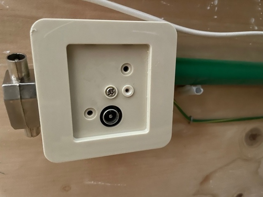 Afbeeldingslocatie: https://tweakers.net/i/Y_zwANXyxCHqPCxpwMB5rCGfPfE=/full-fit-in/4920x3264/filters:max_bytes(3145728):no_upscale():strip_icc():fill(white):strip_exif()/f/image/KJTQVn8H5YLQAGiLkFqnLVqW.jpg?f=user_large
