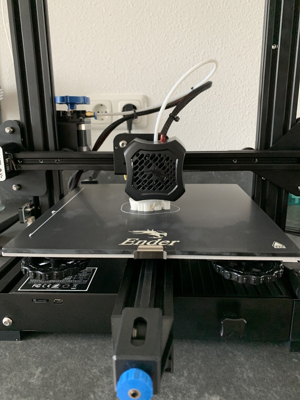 Afbeeldingslocatie: https://tweakers.net/i/Ye6GMPIhukXFS1T2QzHucq11fHw=/x800/filters:strip_icc():strip_exif()/f/image/ZMIA7I9DehzpbtqpGPHa9DJb.jpg?f=fotoalbum_large