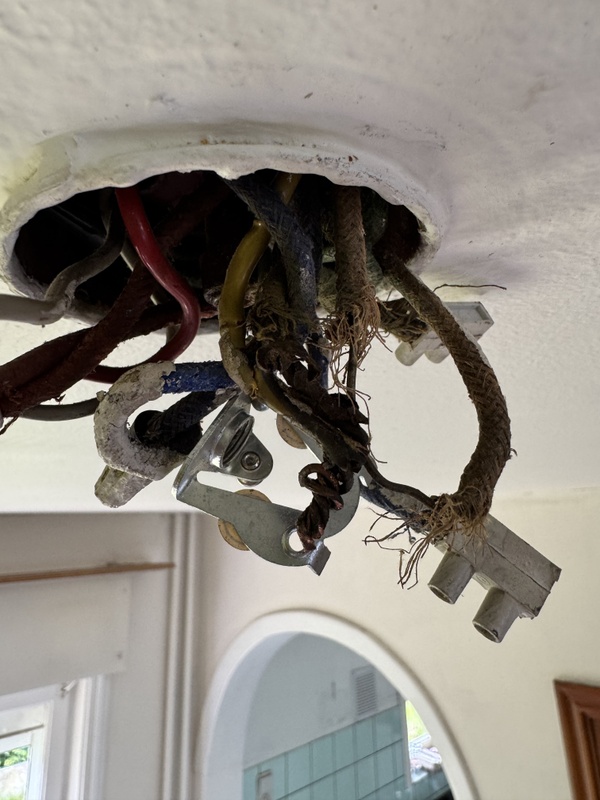 Afbeeldingslocatie: https://tweakers.net/i/YfxKhPtnIcpzwoh4CDhzcpWzsrc=/x800/filters:strip_icc():strip_exif()/f/image/sRhdaEGFC1kHJn4XUSUylR5t.jpg?f=fotoalbum_large