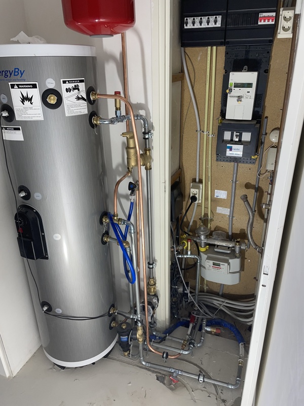 Afbeeldingslocatie: https://tweakers.net/i/YgCjkWNSnvRJ5cLQ3IwbudxwxOg=/x800/filters:strip_icc():strip_exif()/f/image/ZscBGUxPwrvQcxNHuUqpqHBX.jpg?f=fotoalbum_large