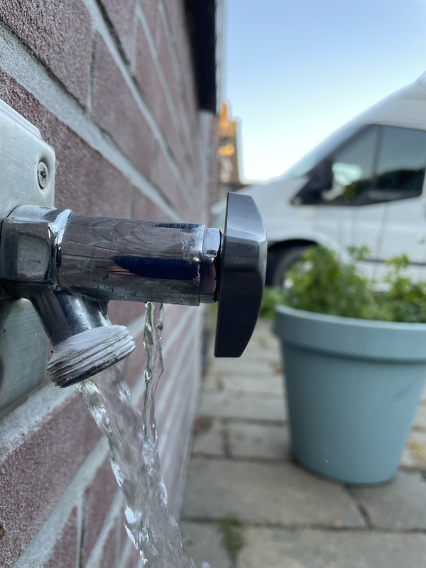 Afbeeldingslocatie: https://tweakers.net/i/Yh2UMnbPKcMF_F0Qt-vUs-CEFRI=/x800/filters:strip_icc():strip_exif()/f/image/ff45DaNaMR6xegAN39oILEbI.jpg?f=fotoalbum_large