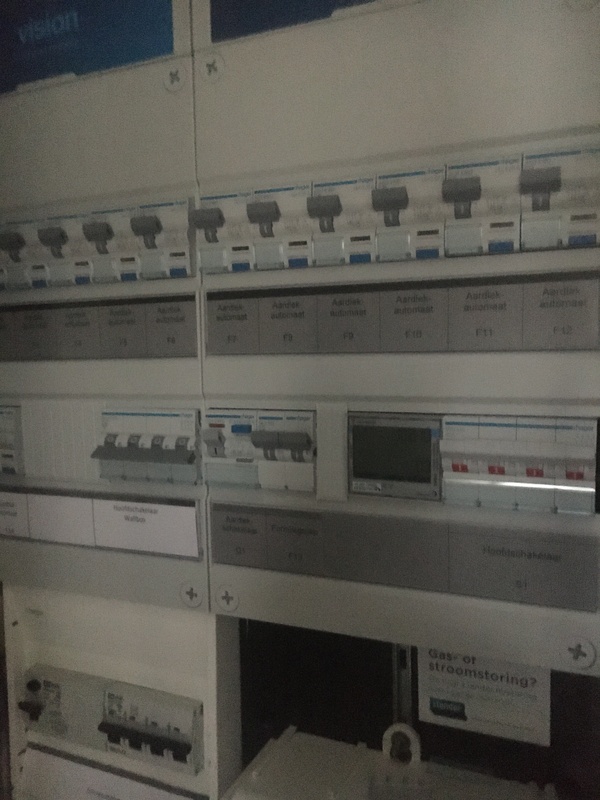 Afbeeldingslocatie: https://tweakers.net/i/YiqG-XTL7YKv9F1OYScuIRdruHo=/x800/filters:strip_icc():strip_exif()/f/image/bavXkq1iW0CIbR4R017MPWoh.jpg?f=fotoalbum_large