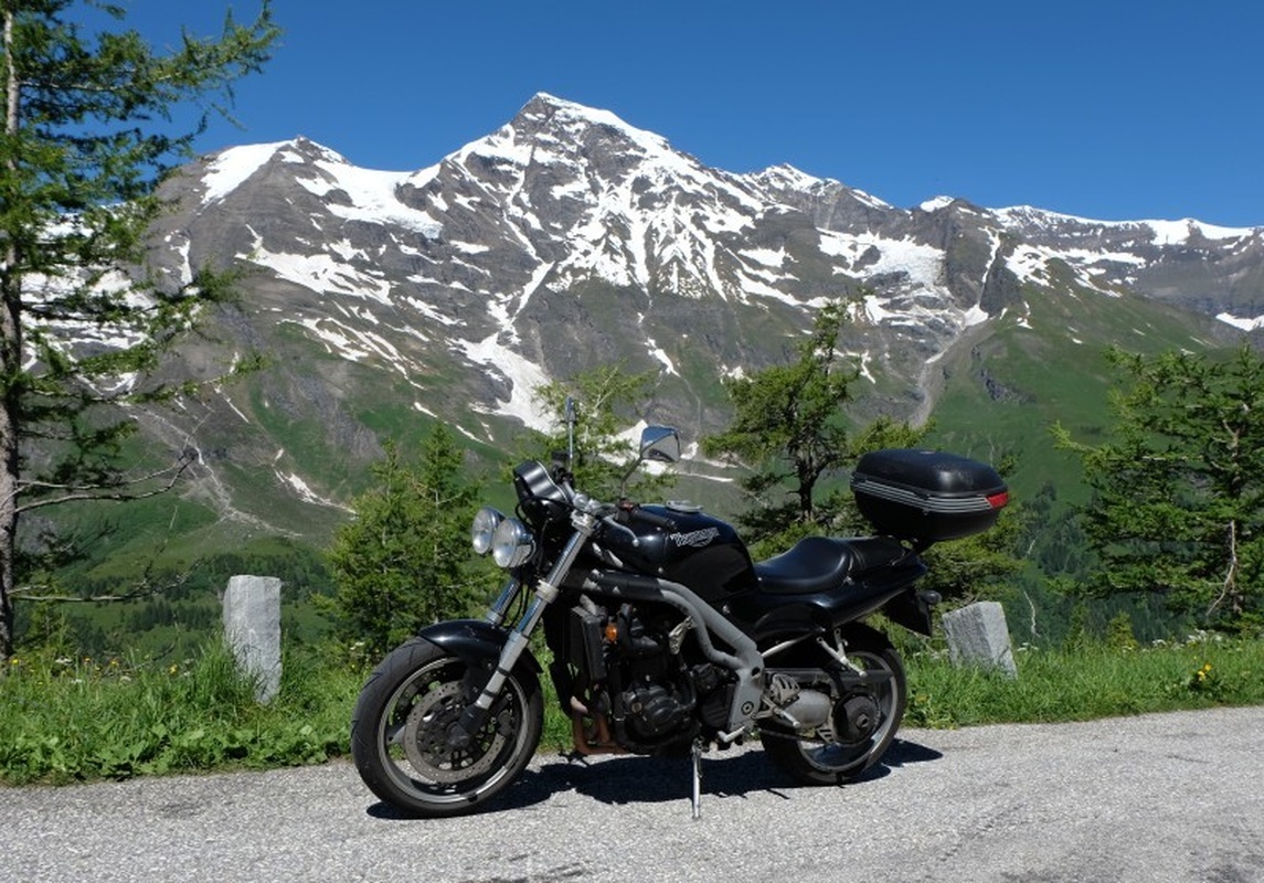 Afbeeldingslocatie: https://tweakers.net/i/YjJRBSrTKhyeuAS-cWBe6CRmbu8=/full-fit-in/4920x3264/filters:max_bytes(3145728):no_upscale():strip_icc():fill(white):strip_exif()/f/image/WXrnOFdTG06RMp1WKPoley5u.jpg?f=user_large