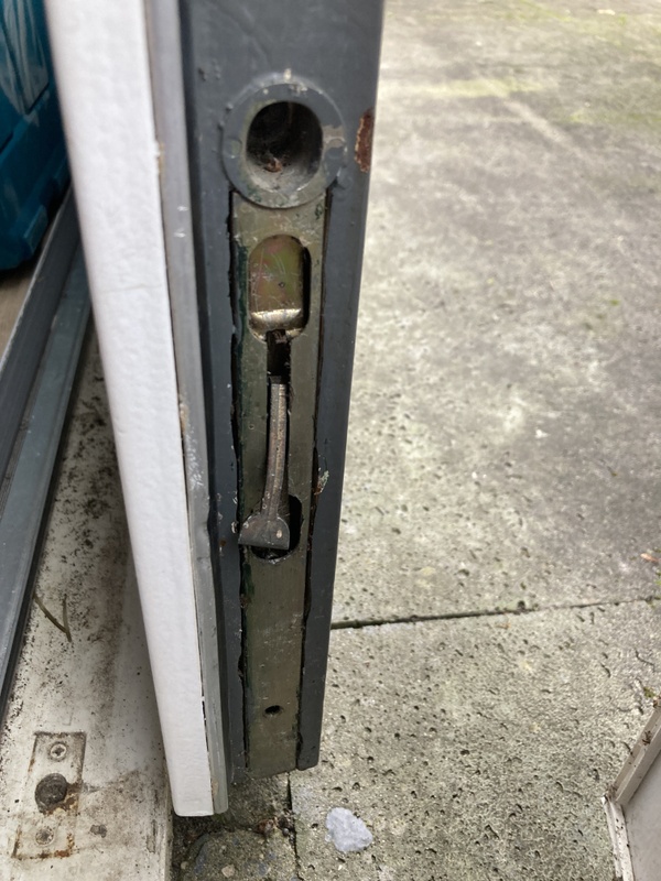 Afbeeldingslocatie: https://tweakers.net/i/Ylj2r8CyI-ckKB9kJeYXOnb8fx4=/x800/filters:strip_icc():strip_exif()/f/image/UwbHxwBS6vWi2TpF6qHK6vw5.jpg?f=fotoalbum_large