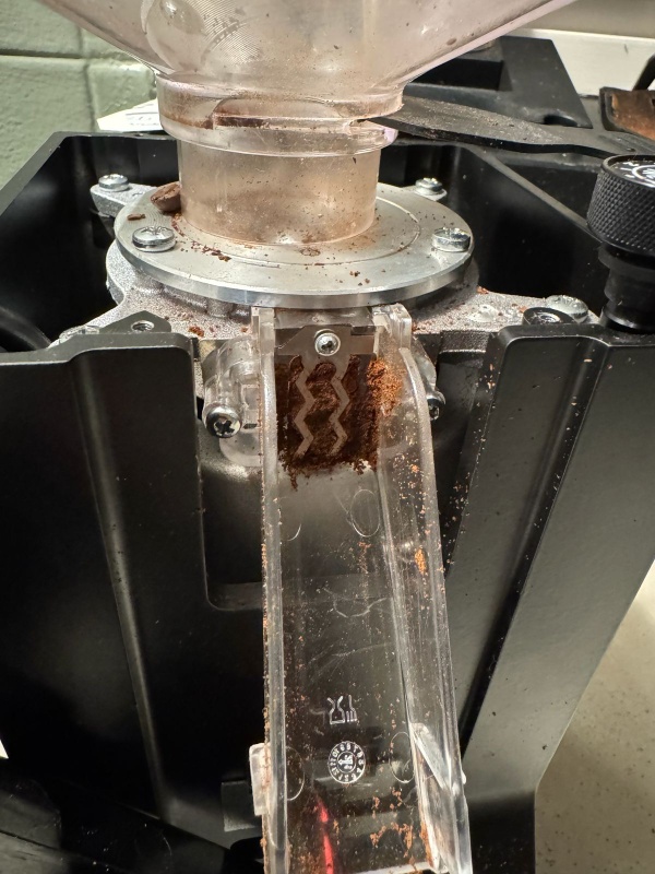 Afbeeldingslocatie: https://tweakers.net/i/Yn8AFStyHD8EEmTmHUQ5Wvl2CE8=/x800/filters:strip_icc():strip_exif()/f/image/MrjUwwXhos2M58eQphUYIQBs.jpg?f=fotoalbum_large