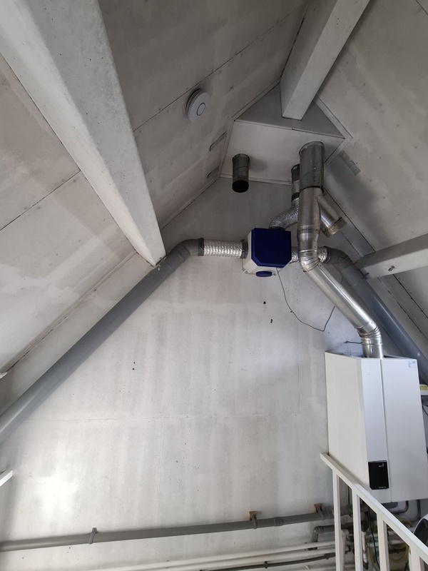 Afbeeldingslocatie: https://tweakers.net/i/Yrb__RDrjZhbdnwelV37jsdwjnc=/x800/filters:strip_icc():strip_exif()/f/image/3iNpiruWHuRKJ1TJMZbvQ3SB.jpg?f=fotoalbum_large