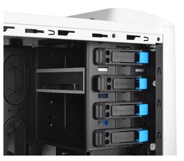 Thermaltake Chaser A41 Snow Edition