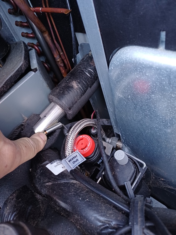 Afbeeldingslocatie: https://tweakers.net/i/Yzr6gBqADfKO9ttrjTIvcg73b0U=/x800/filters:strip_icc():strip_exif()/f/image/wESJCFxsBJop2fPJH573sm9Y.jpg?f=fotoalbum_large