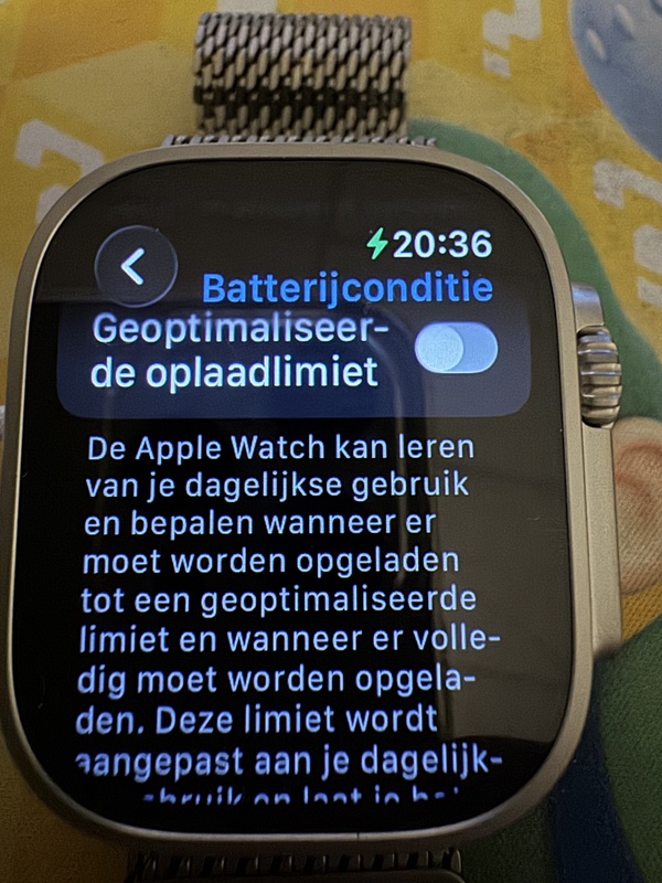 Afbeeldingslocatie: https://tweakers.net/i/Z-qLrIvNeukxkoRh8Y0VeDLswiU=/x800/filters:strip_icc():strip_exif()/f/image/hYVrhZZbXcvEguxsmE6Fbx3g.jpg?f=fotoalbum_large