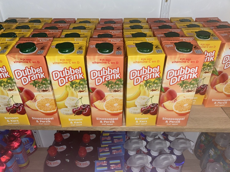 Afbeeldingslocatie: https://tweakers.net/i/Z1tvBqIIVSqExwPVQausBvvPSAo=/800x/filters:strip_icc():strip_exif()/f/image/W8NG3lI7ebGBw5IXKABw0WDf.jpg?f=fotoalbum_large