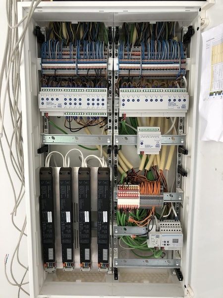 Afbeeldingslocatie: https://tweakers.net/i/Z3Q5xLWc2d1FsfThayYikJwxMzI=/fit-in/4920x3264/filters:max_bytes(3145728):no_upscale():strip_icc():strip_exif()/f/image/Csut1oiDrZF7vGvT1wbjRWKR.jpg?f=user_large