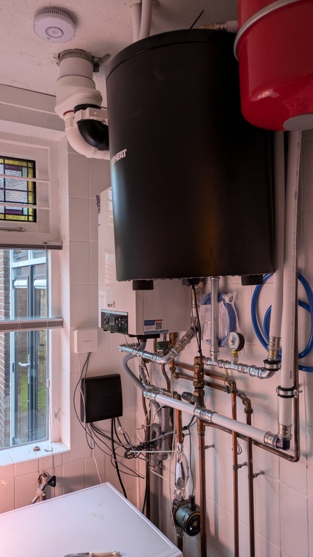 Afbeeldingslocatie: https://tweakers.net/i/Z3uWPoYHRLVBI03zkXO6PO6p2Uk=/x800/filters:strip_icc():strip_exif()/f/image/egAyieTRHYlYwcGFuRt4Vi4m.jpg?f=fotoalbum_large