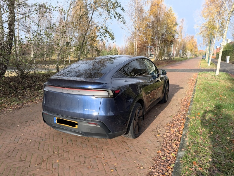 Afbeeldingslocatie: https://tweakers.net/i/Z49CtdBoUdXpZtGDxKE-yETs1dE=/800x/filters:strip_icc():strip_exif()/f/image/jr35ZEZb26lkwdDfgZRRuF3E.jpg?f=fotoalbum_large