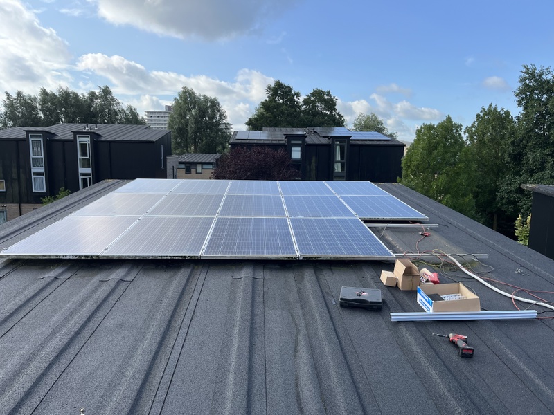 Afbeeldingslocatie: https://tweakers.net/i/Z4lKKGbfPyUM6e_34OY6mIh5wYE=/800x/filters:strip_icc():strip_exif()/f/image/w98sGYJzkUSBUv5eg2A6SygL.jpg?f=fotoalbum_large