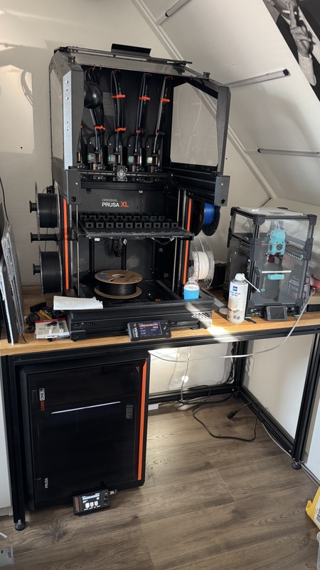 Afbeeldingslocatie: https://tweakers.net/i/Z7PrnMWwk1HufxNS3X6Czttxv5I=/x800/filters:strip_icc():strip_exif()/f/image/yKGtuN8LwW9feZa2vMd57snA.jpg?f=fotoalbum_large