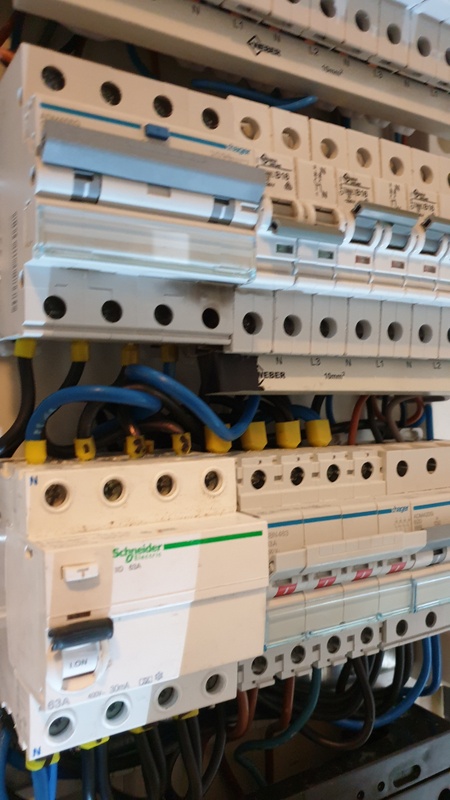 Afbeeldingslocatie: https://tweakers.net/i/ZCrQjHIDDdubPYeRbvKKUw3nddo=/x800/filters:strip_icc():strip_exif()/f/image/XGG5QNocpmkgqsPLuFJSngvt.jpg?f=fotoalbum_large